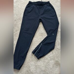 Mens small, black Lululemon original Surge joggers